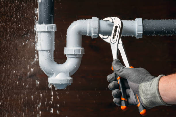 Professional Gas Line Repair technician working in Far Rockaway, NY